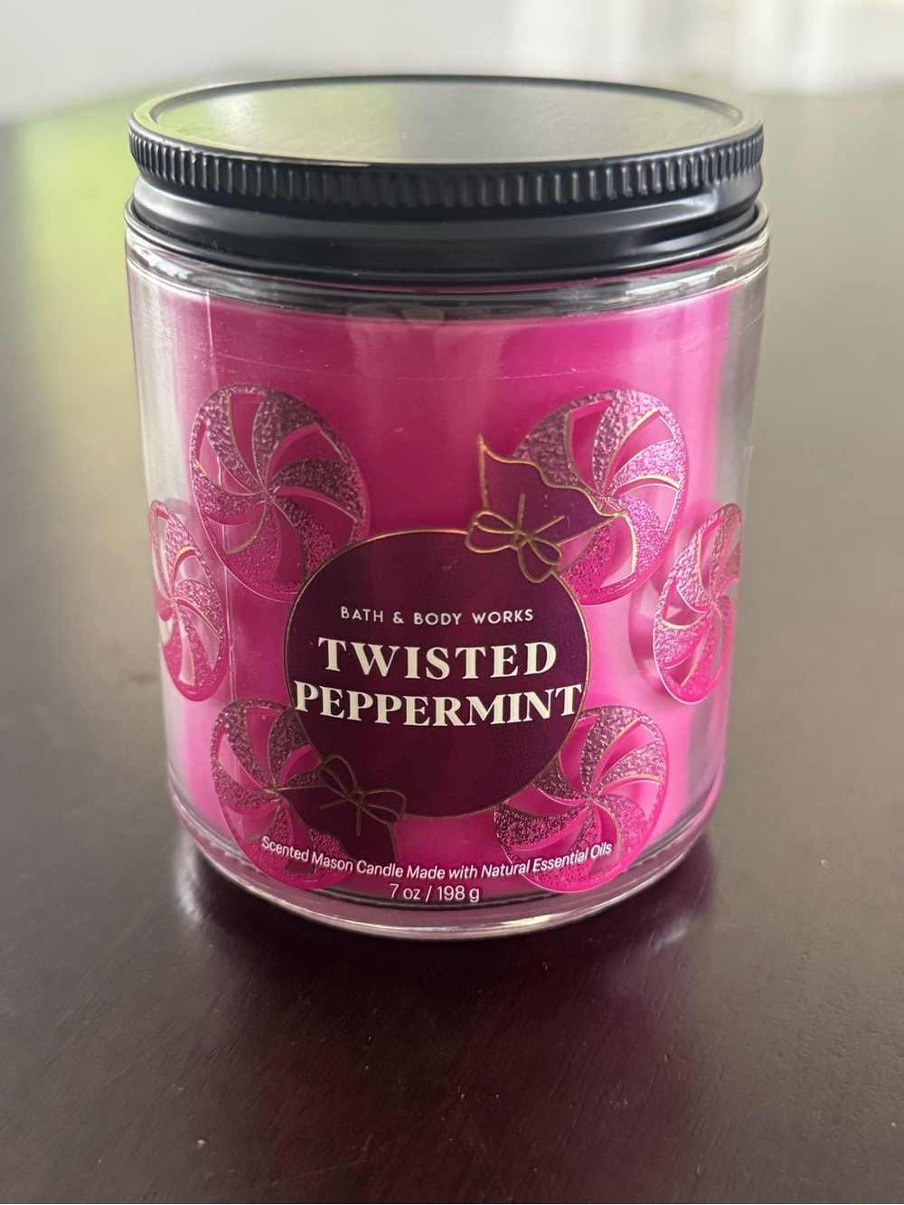 Bath & Body Works Twisted Peppermint‎ 7oz Scented Candle
